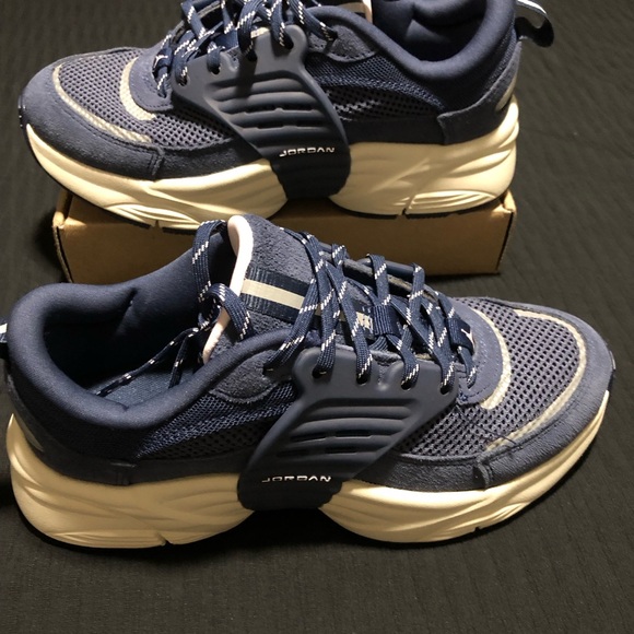 Nike Other - Nike Jordan Trunner O/S Midnight Navy Youth Size 4.5 - II6531-400 NWOT no box